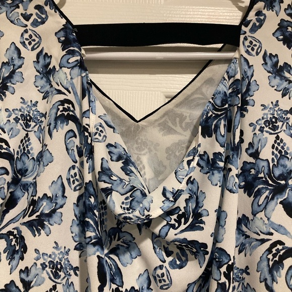 White House Black Market (WHBM) Women’s Blouse Top Sz. 2 - Picture 8 of 9